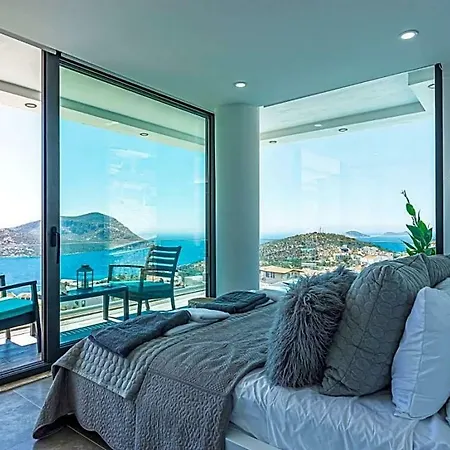 Sleeps 10 Pool Air Con Wifi