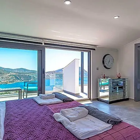 Sleeps 10 Pool Air Con Wifi * 칼칸
