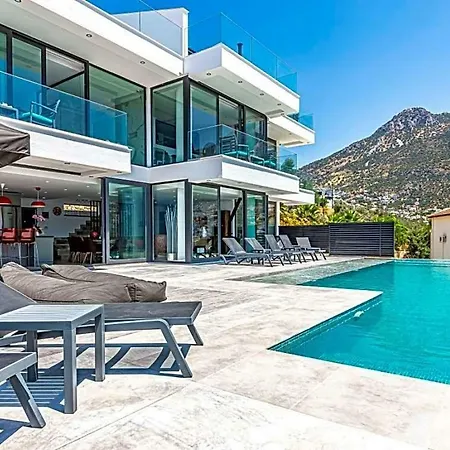 빌라 Sleeps 10 Pool Air Con Wifi 칼칸