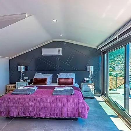 Sleeps 10 Pool Air Con Wifi 빌라 칼칸